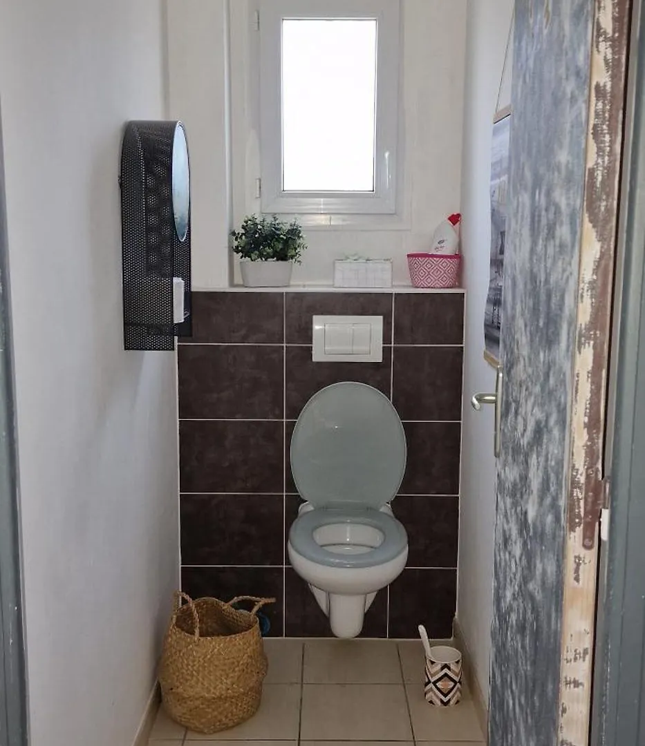 Colocation Avec Une Chambre Lannion France